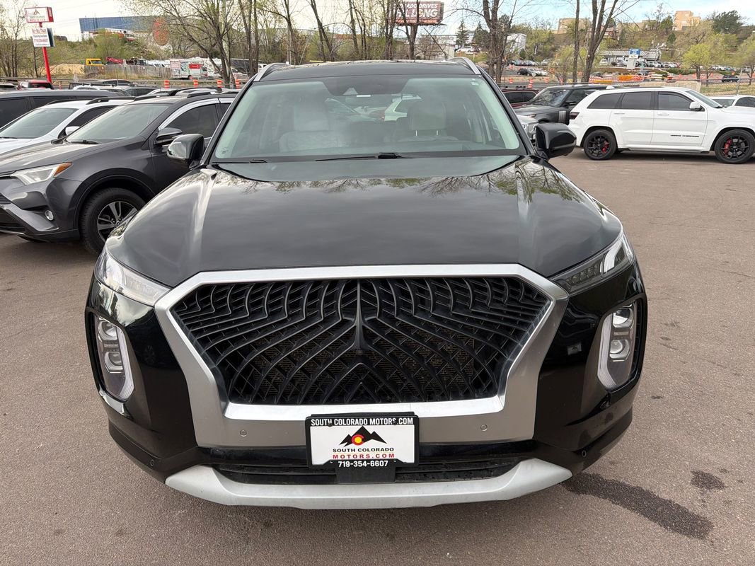 Used 2022 Hyundai Palisade Limited w/ Cargo Package image 2
