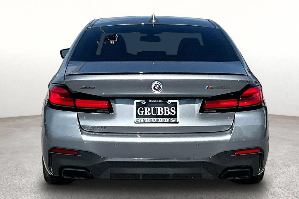 Used 2023 BMW M550i xDrive w/ Executive Package AWD/4WD image 5