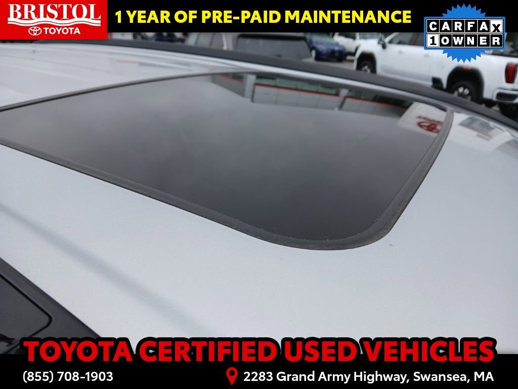 Certified 2022 Toyota RAV4 XLE image 9