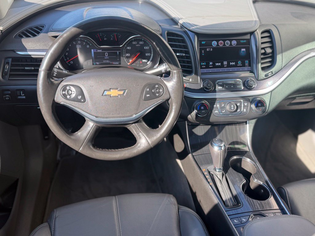Used 2018 Chevrolet Impala LT w/ Sunroof and Spoiler Package FWD image 17