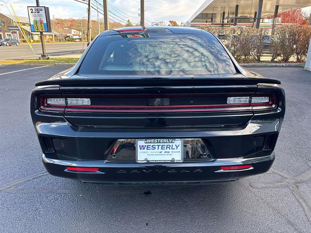 Used 2024 Dodge Charger Daytona Scat Pack w/ Plus Group AWD/4WD image 6