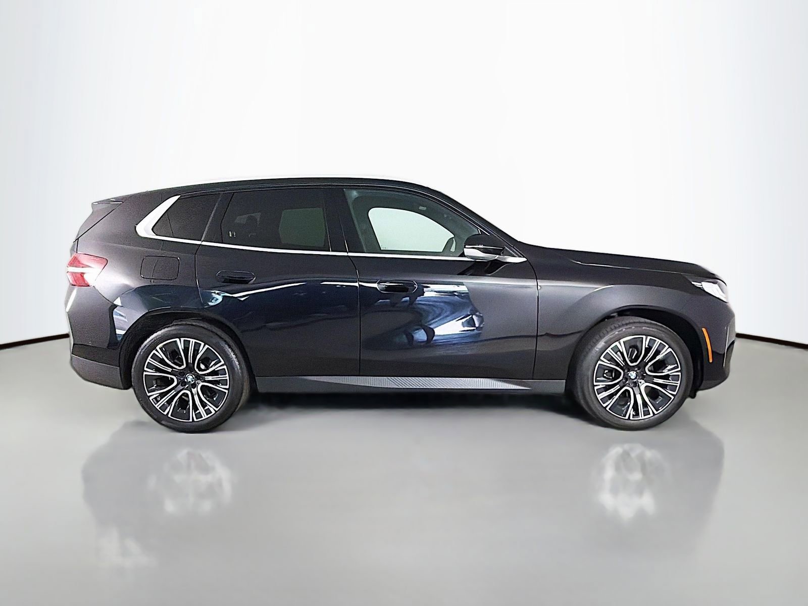 Used 2026 BMW X3 xDrive30 w/ Convenience Package AWD/4WD image 8