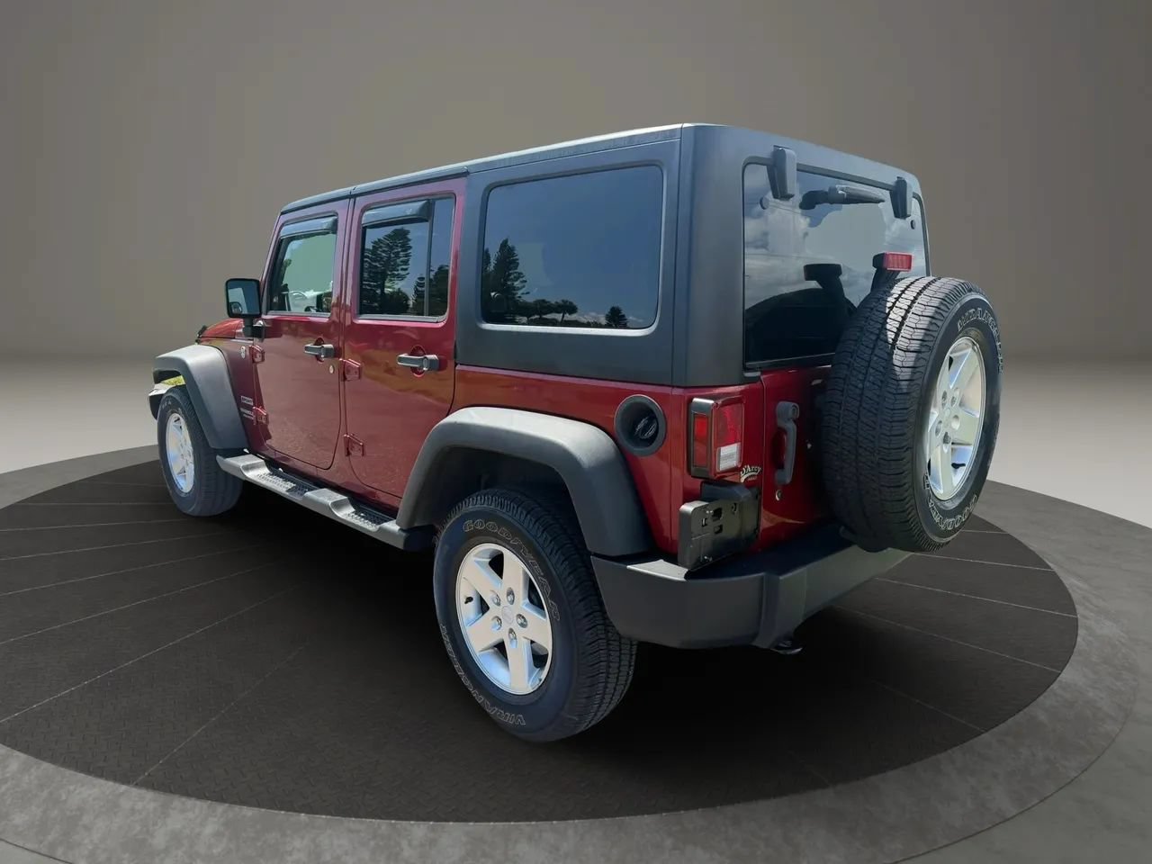 Used 2012 Jeep Wrangler Unlimited Sport AWD/4WD image 6
