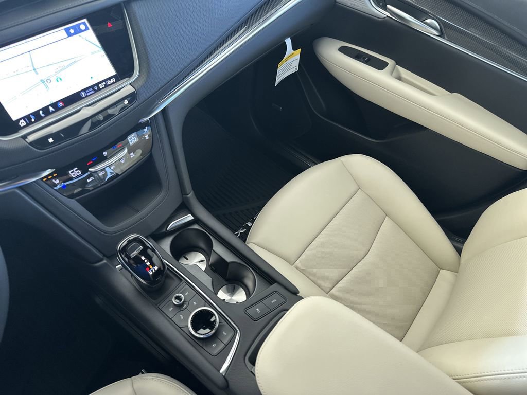 New 2025 Cadillac XT5 Sportv w/ Technology Package image 28
