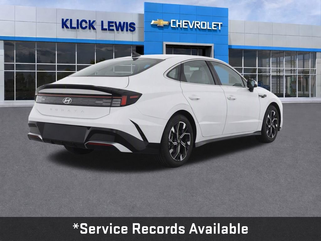 Used 2025 Hyundai Sonata SEL FWD image 8