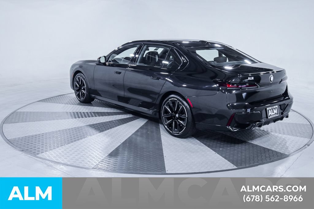 Used 2026 BMW 740i w/ Premium Package RWD image 7