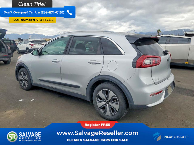 Used 2017 Kia Niro LX FWD image 3