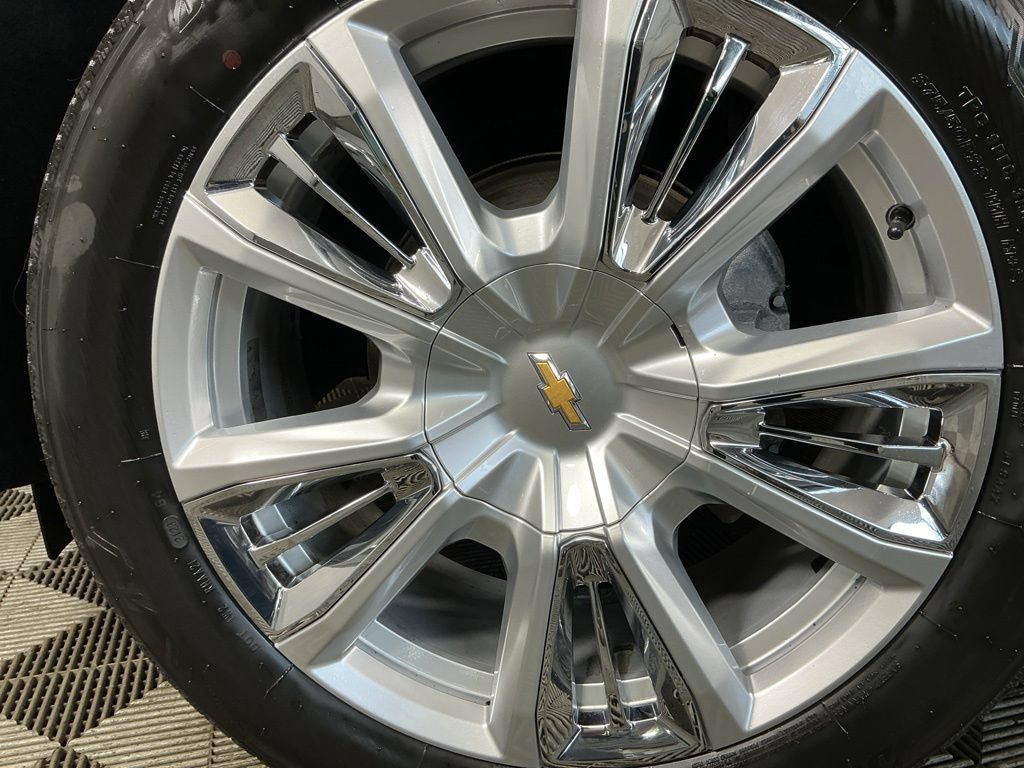 Used 2023 Chevrolet Tahoe High Country w/ Advanced Technology Package AWD/4WD image 6