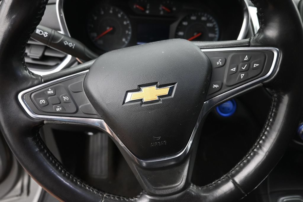 Used 2018 Chevrolet Equinox LT AWD/4WD image 17