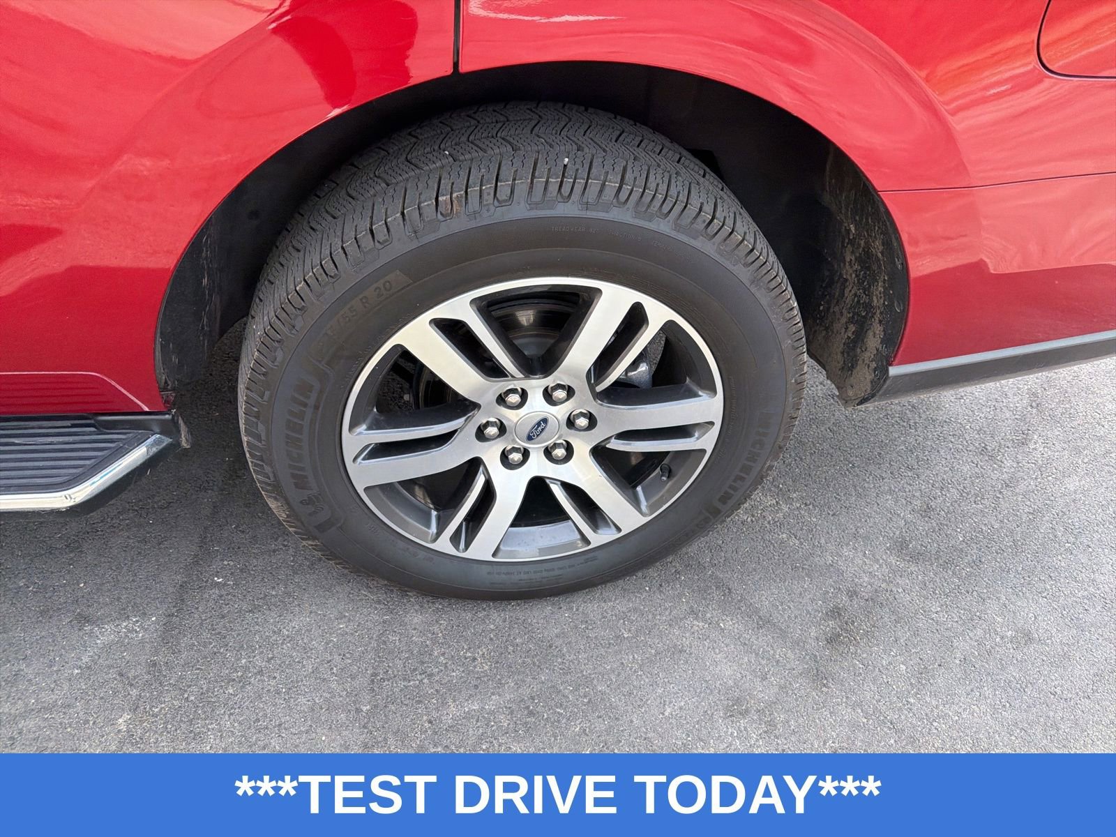 Used 2022 Ford Expedition XLT image 10