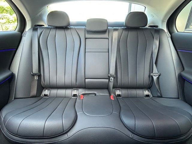 Used 2024 Mercedes-Benz E 350 4MATIC Sedan image 37