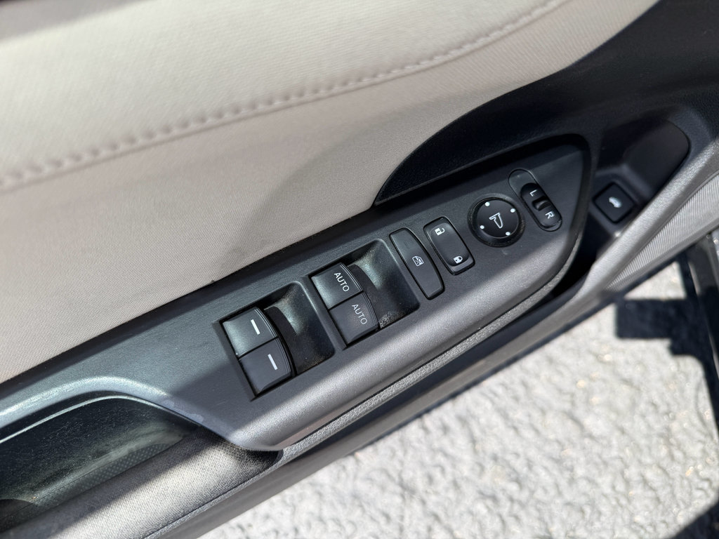 Used 2018 Honda Civic EX-T image 13