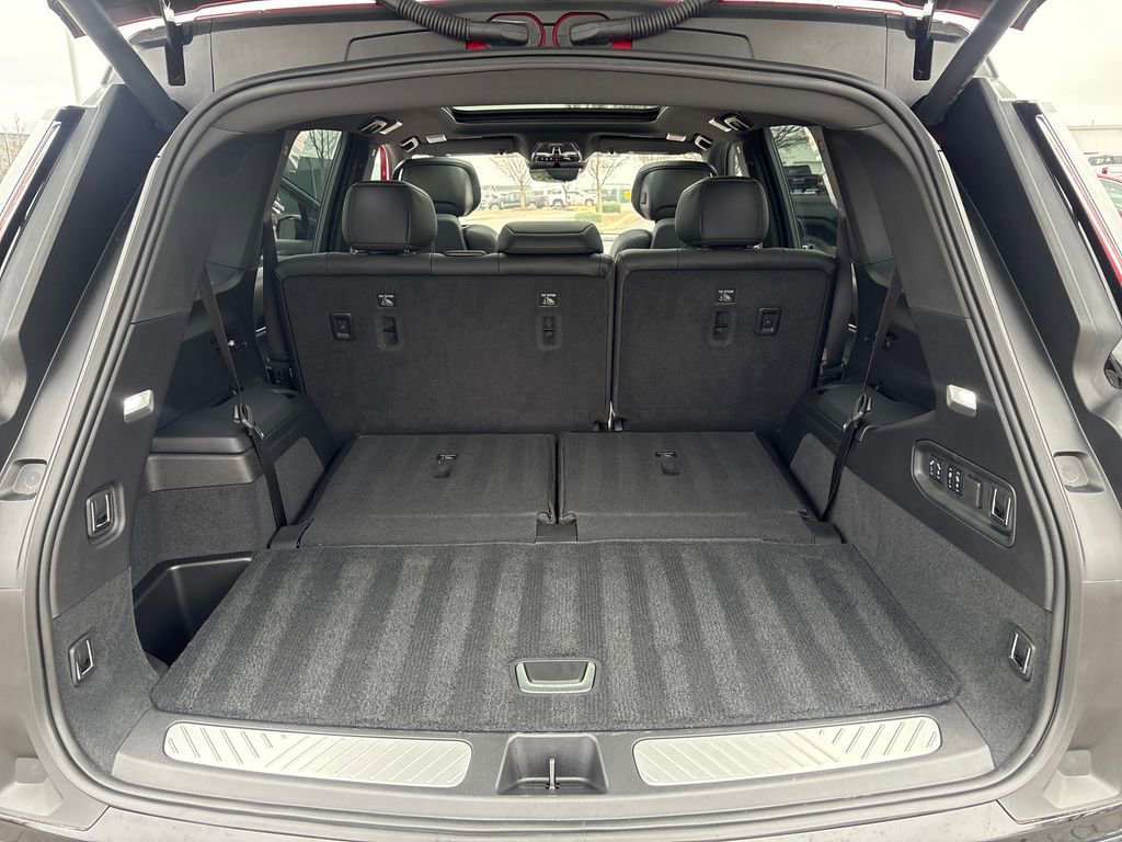 New 2026 Cadillac Vistiq Luxury image 48