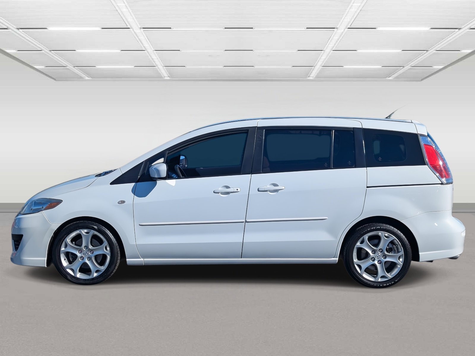 Used 2008 MAZDA MAZDA5 Sport image 2