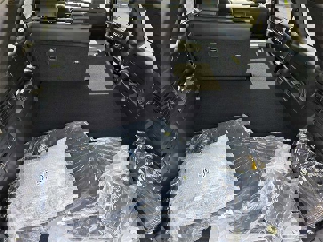 New 2025 MAZDA CX-70 Plug-In Hybrid w/ Premium Plus image 12