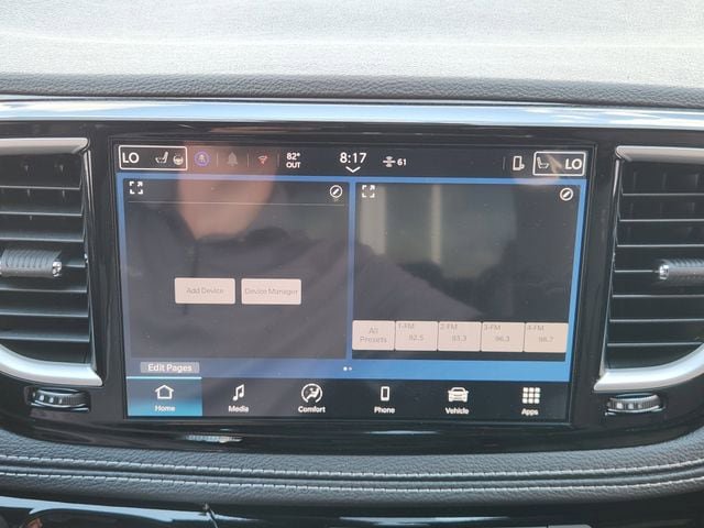 New 2026 Chrysler Pacifica Select AWD/4WD image 13