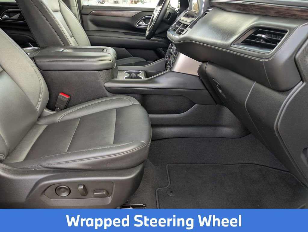 Used 2023 Chevrolet Suburban LT image 19