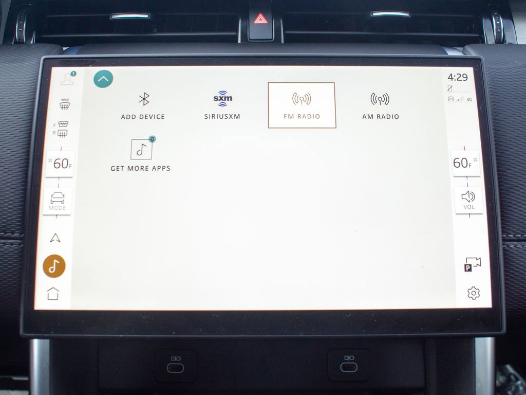 Certified 2024 Land Rover Discovery Sport Dynamic SE AWD/4WD image 30