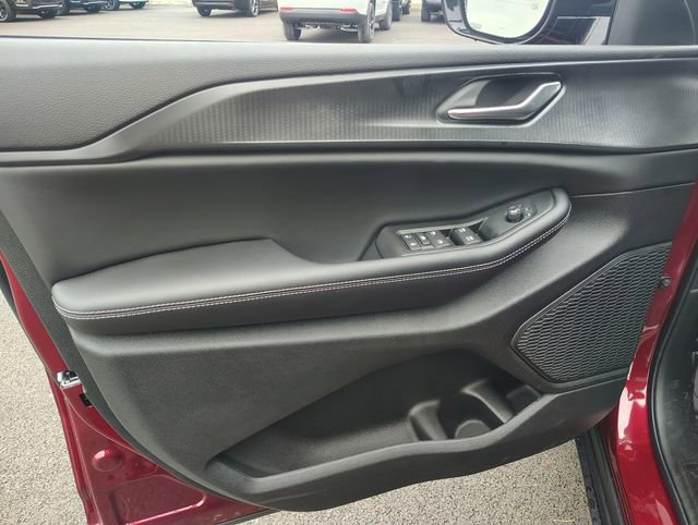 New 2025 Jeep Grand Cherokee Altitude image 11