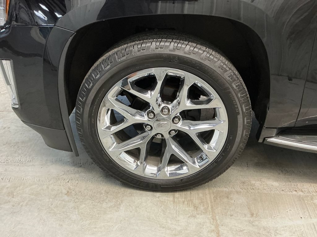 Used 2015 Cadillac Escalade Luxury AWD/4WD image 11