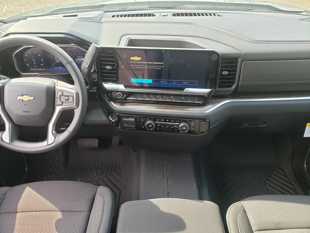 New 2026 Chevrolet Silverado 1500 LT w/ Z71 Off-Road Package AWD/4WD image 14