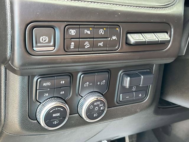 Used 2023 GMC Yukon Denali Ultimate image 35