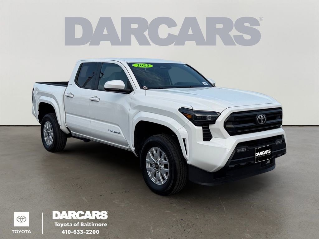 Used 2025 Toyota Tacoma SR5 AWD/4WD image 1
