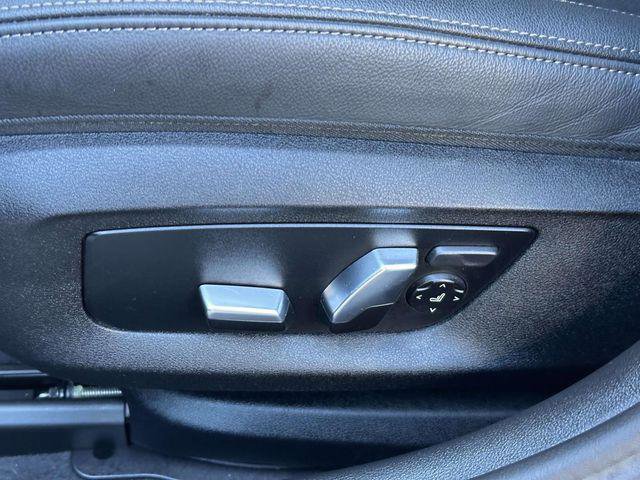 Used 2023 BMW 530i xDrive w/ Premium Package image 14