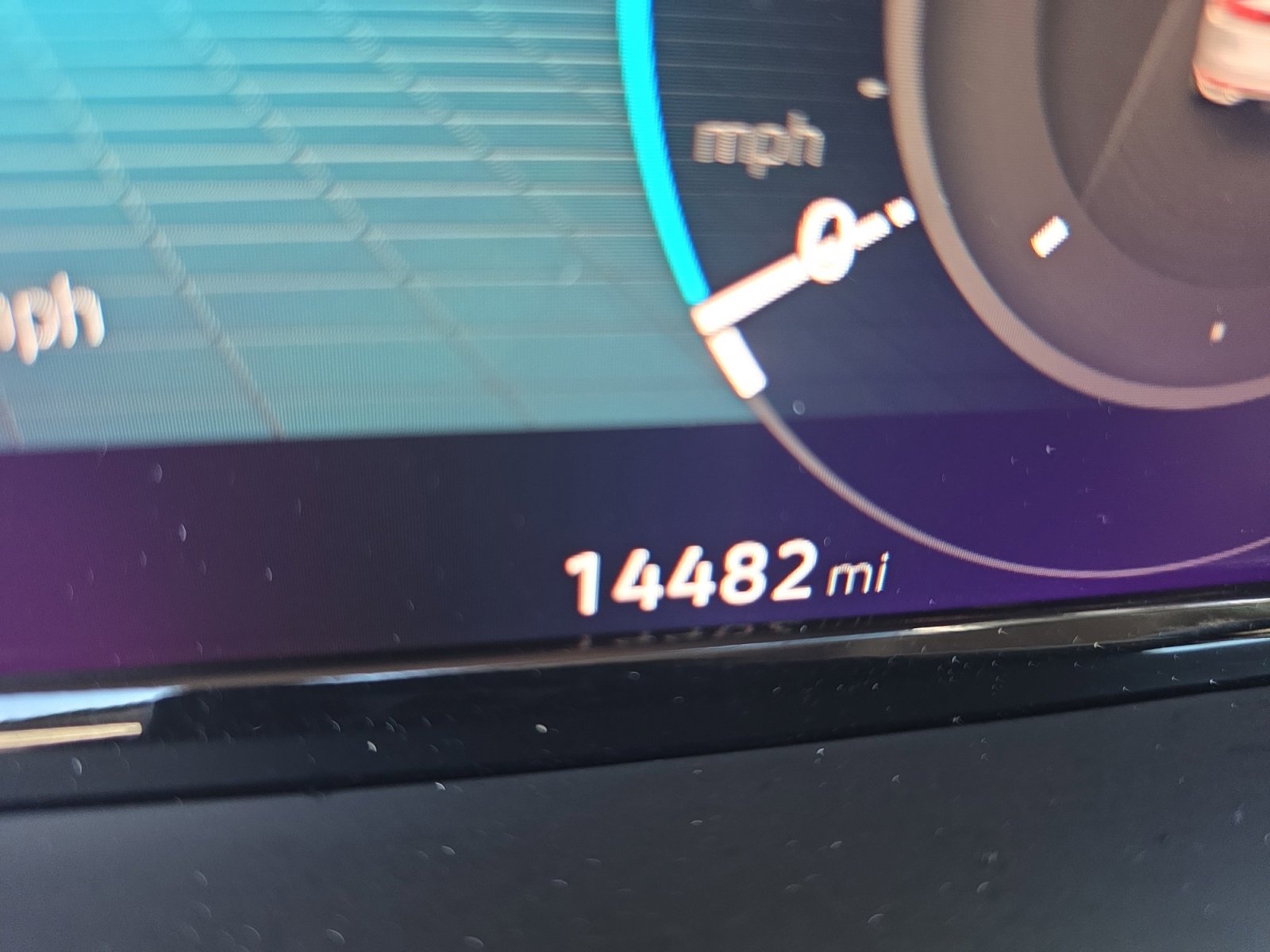 Used 2024 Volkswagen Atlas Cross Sport SE image 11