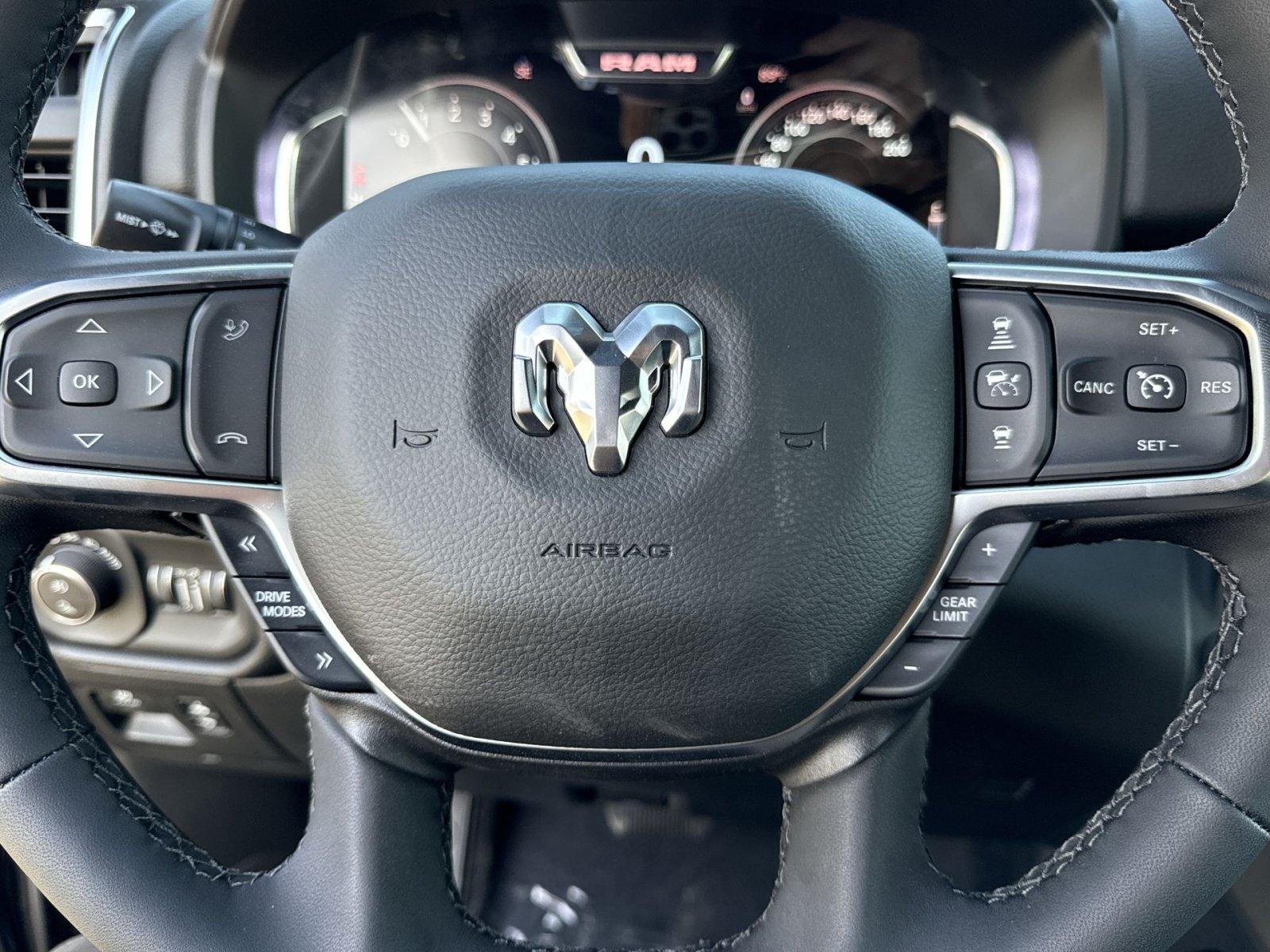 New 2026 RAM 1500 Big Horn AWD/4WD image 23