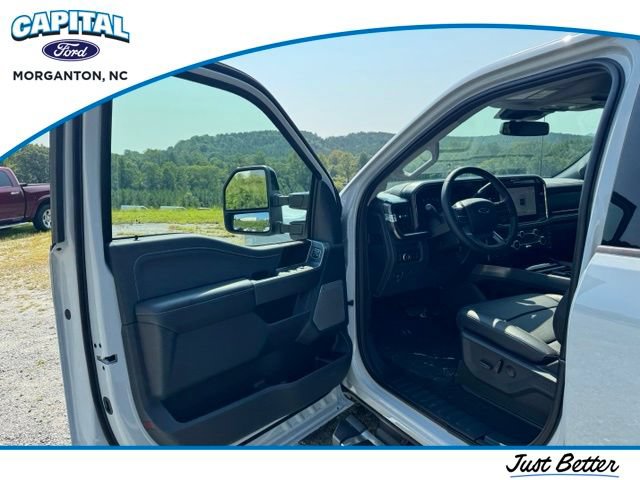 New 2026 Ford F250 Lariat w/ FX4 Off-Road Package AWD/4WD image 11