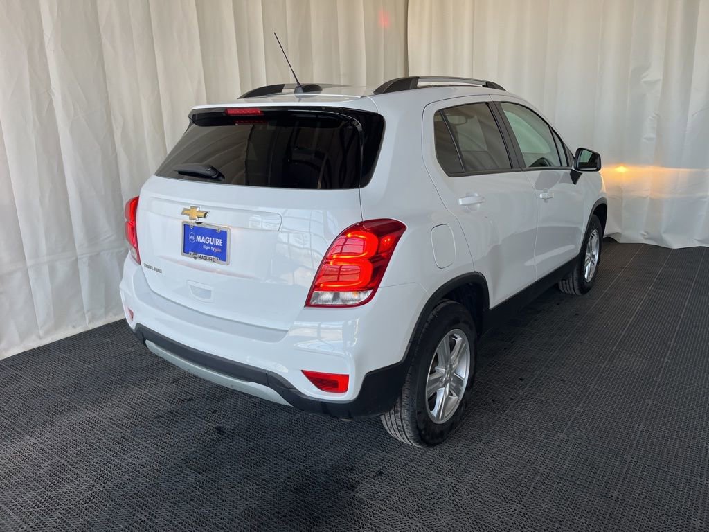Used 2022 Chevrolet Trax LT w/ LT Convenience Package image 26