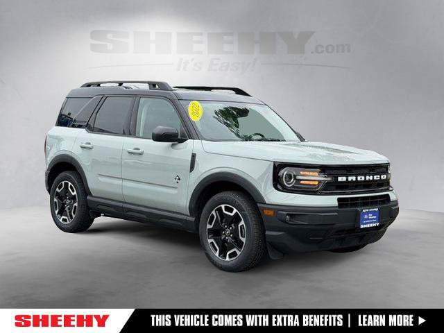 Certified 2022 Ford Bronco Sport Outer Banks w/ Tech Package AWD/4WD image 1
