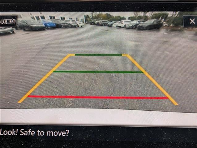 Used 2021 Volkswagen Tiguan SE R-Line image 10