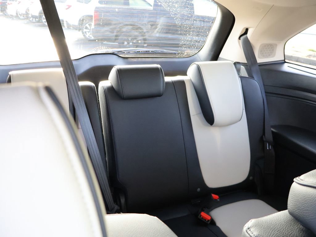 Certified 2026 Honda Odyssey Elite image 13