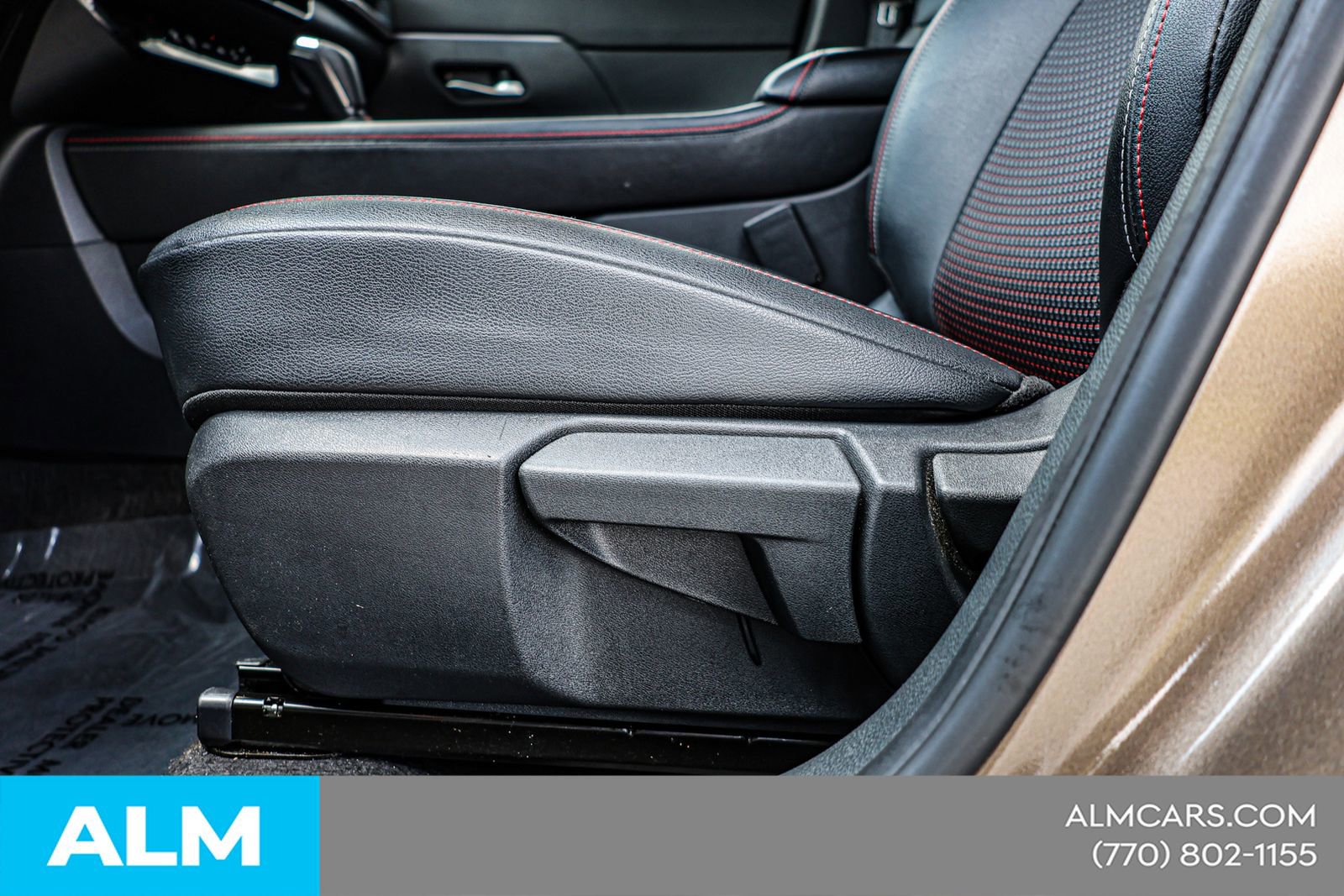 Used 2025 Nissan Kicks SR image 20