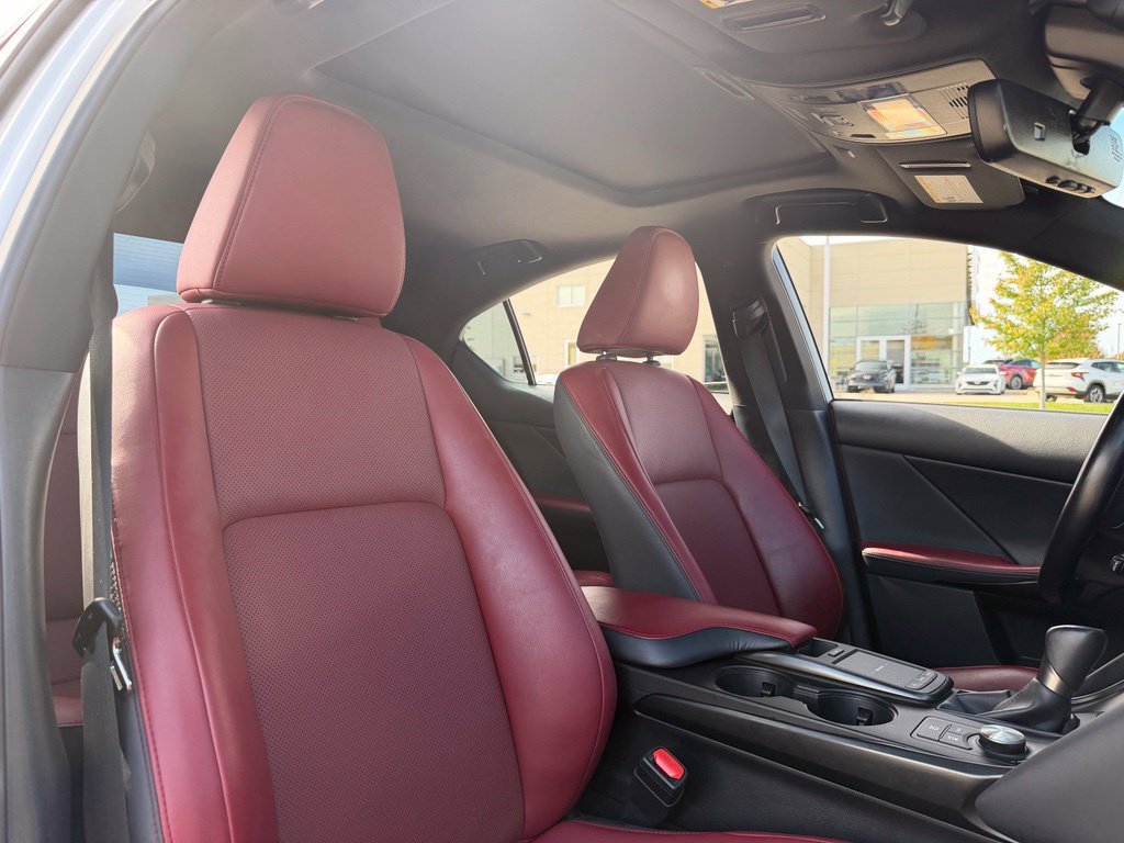 Used 2022 Lexus IS 300 AWD w/ Comfort Package image 18