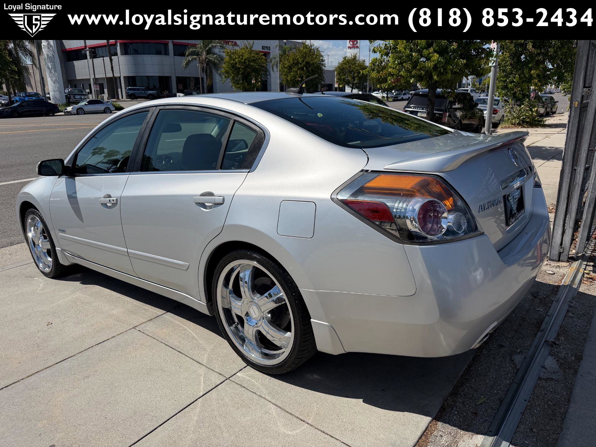 Used 2008 Nissan Altima Hybrid Sedan w/ Technology Pkg FWD image 5