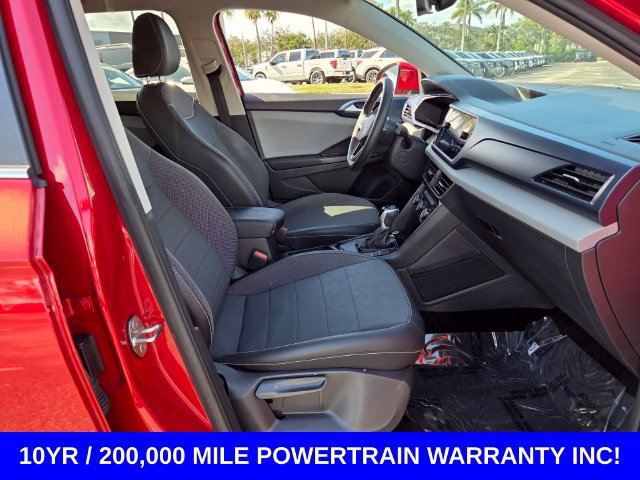 Used 2023 Volkswagen Taos SE w/ Panoramic Sunroof Package FWD image 19