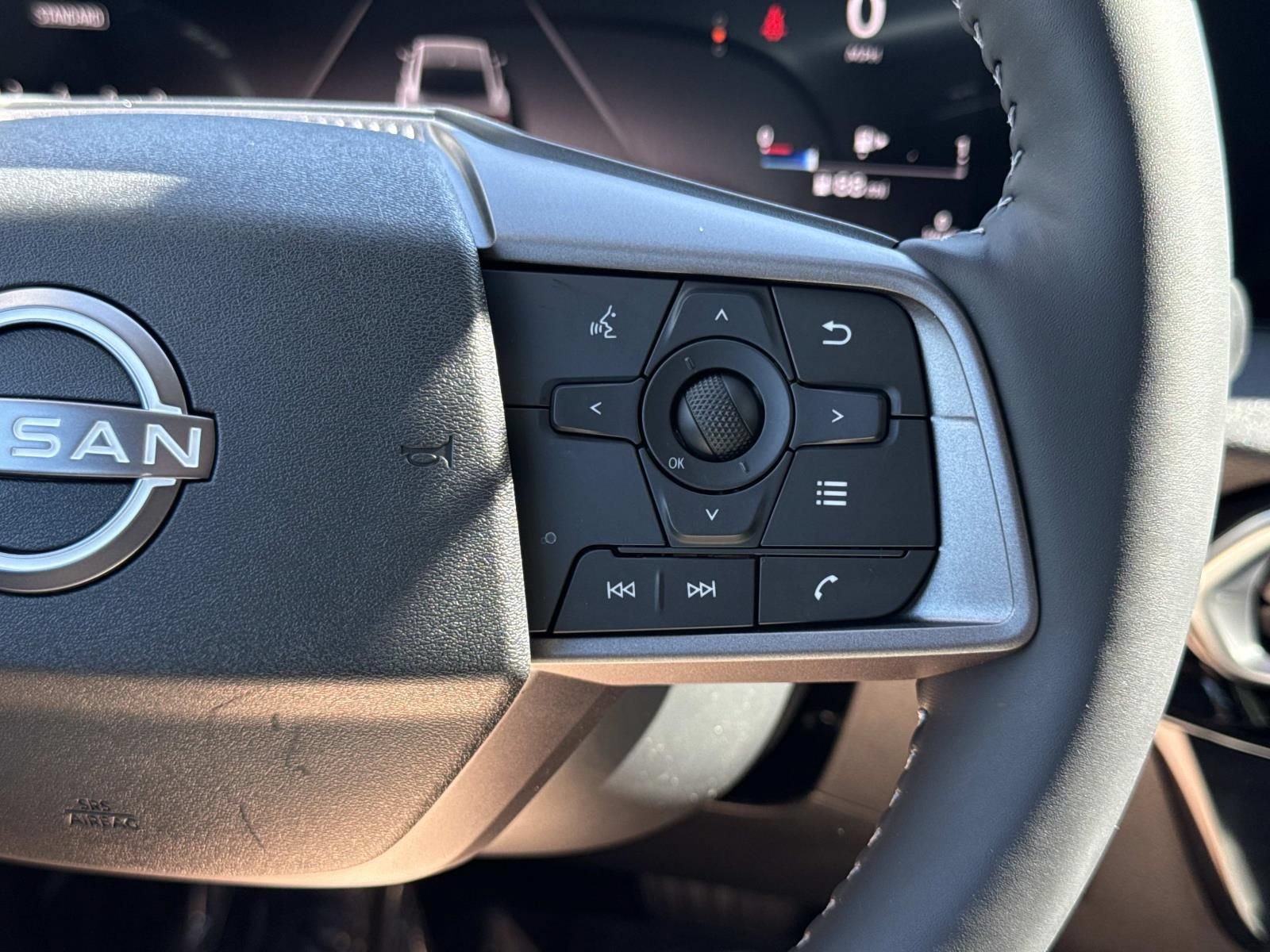 Used 2026 Nissan Sentra SV w/ SV Convenience Package FWD image 14