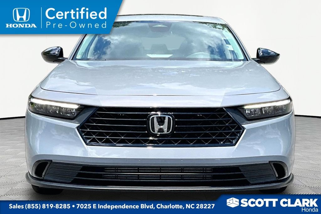 Certified 2025 Honda Accord SE image 2