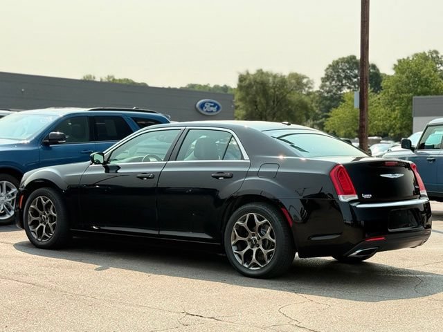 Used 2017 Chrysler 300 Touring w/ Value Package RWD image 40