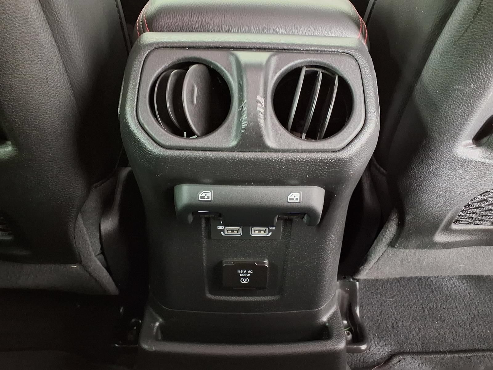 Used 2021 Jeep Wrangler Unlimited Rubicon AWD/4WD image 12