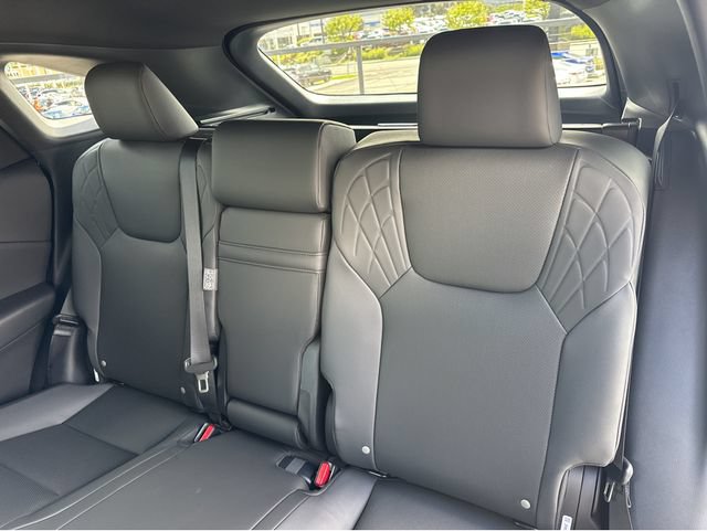 Certified 2026 Lexus RX 350 AWD w/ Cold Area Package image 38