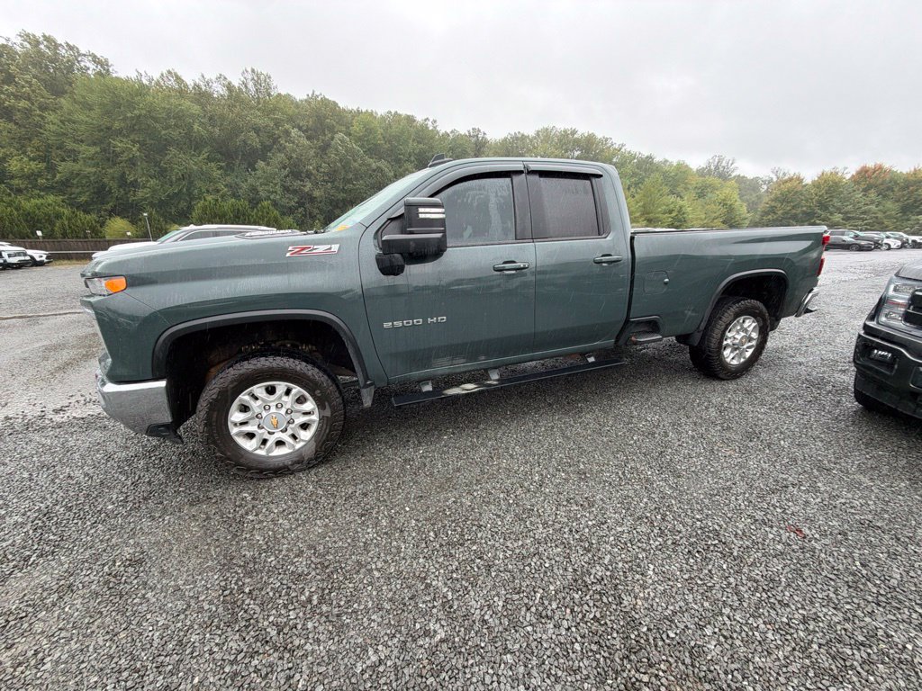 Used 2025 Chevrolet Silverado 2500 LT w/ All Star Edition AWD/4WD image 4