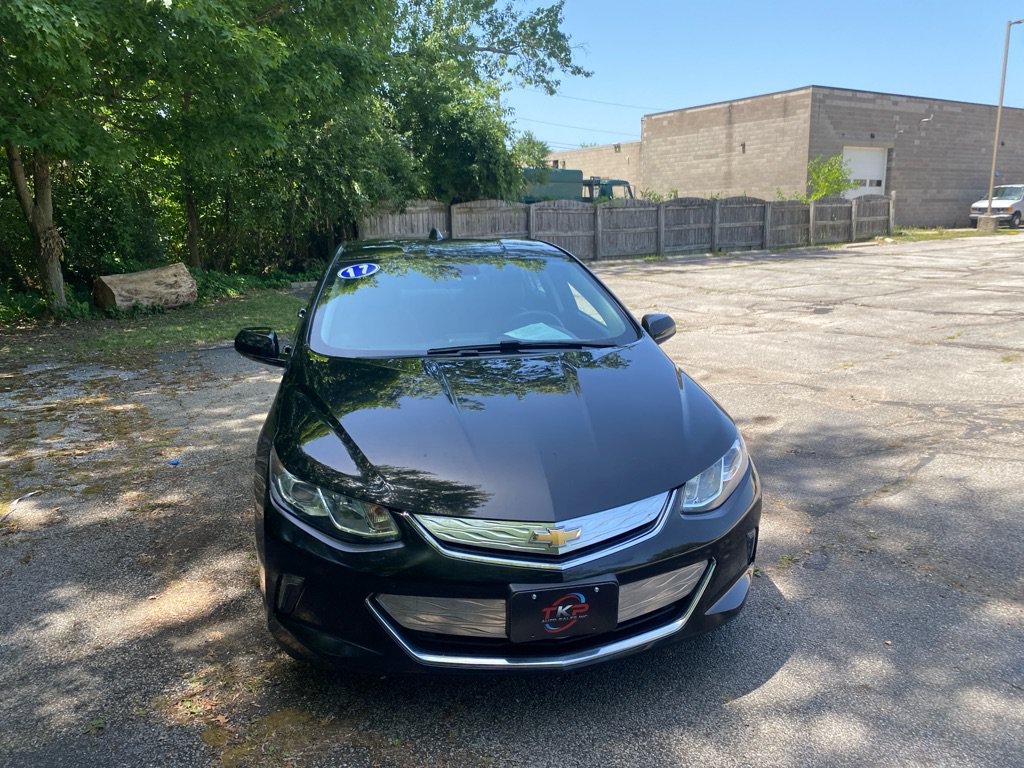 Used 2017 Chevrolet Volt LT w/ Comfort Package FWD image 8