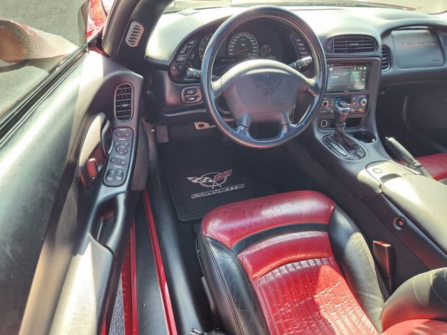 Used 2000 Chevrolet Corvette Coupe w/ Memory Pkg image 11
