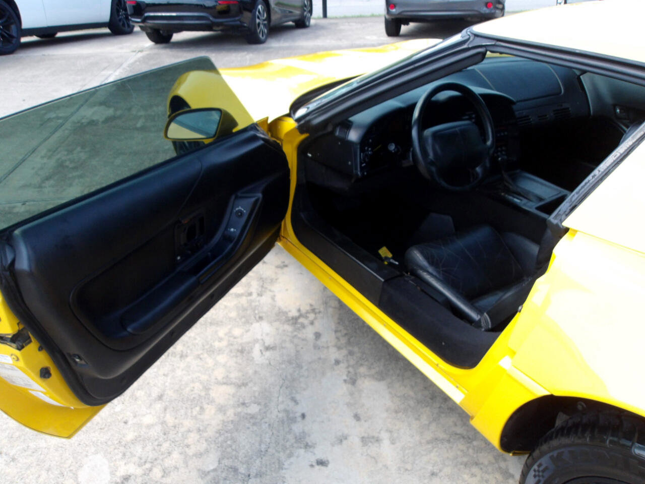 Used 1996 Chevrolet Corvette Coupe image 13