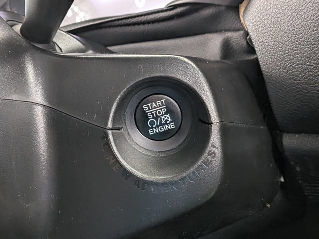 Used 2020 Jeep Renegade Limited w/ Advanced Technology Group image 23