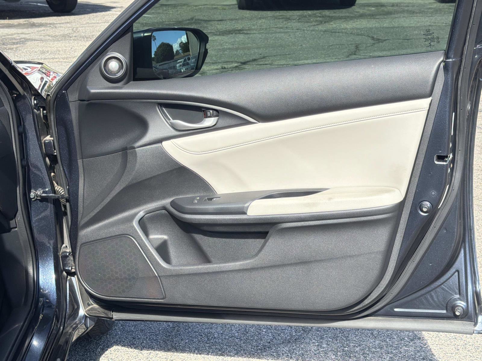 Used 2019 Honda Insight Touring image 28